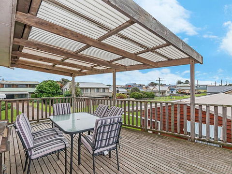 AMBIENCE By THE SEA - Taree Accommodation 3