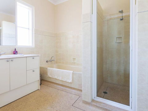 BEACH BELLE MORNINGTON - Taree Accommodation 2