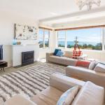 BEACH BELLE MORNINGTON - Taree Accommodation 0