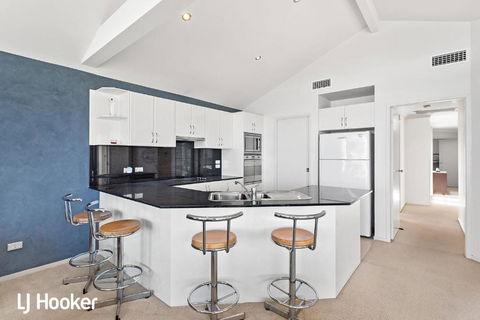 Absolute Waterfront At Anna Bay - Taree Accommodation 4