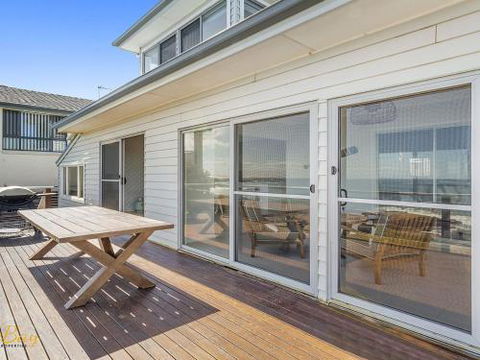 Elanora Ocean St. No.8 - Taree Accommodation 6