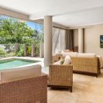 The Stanwell Beach Glass House Beach & Pool - Taree Accommodation 0