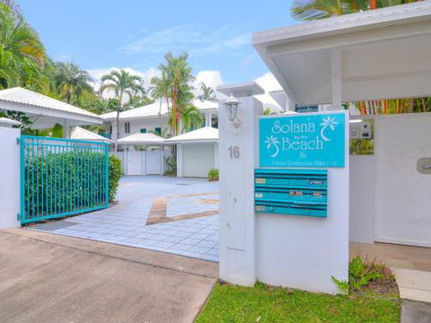 Walk To The Ocean In Five Minutes - Taree Accommodation 6