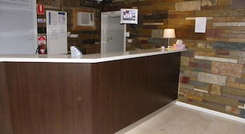 Palms Motel - Taree Accommodation 0