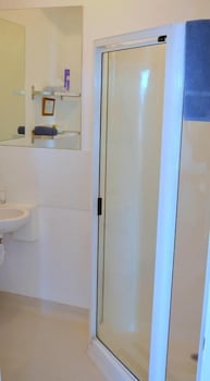 Meredith House - Taree Accommodation 6