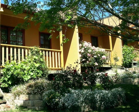 Meredith House - Taree Accommodation 0