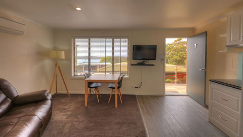 Sweetwater Villas - Taree Accommodation 3