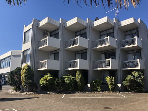 East Port Motor Inn - Taree Accommodation 1