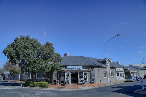 Coachman Hotel Motel - Taree Accommodation 1