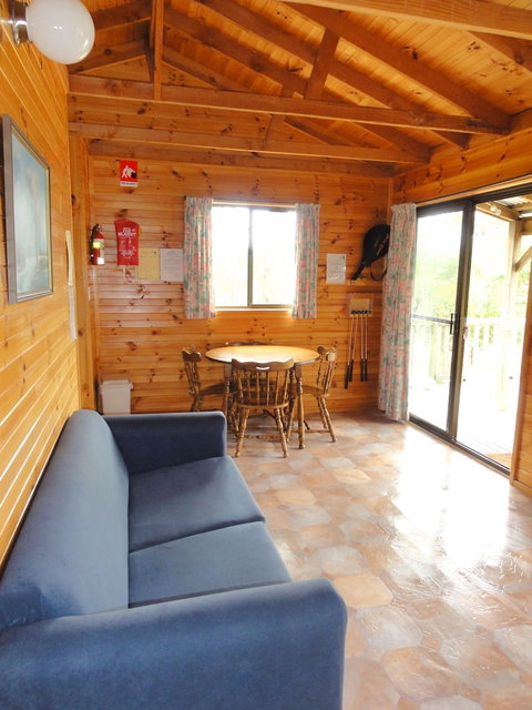 Gumleaves Bush Holidays - Taree Accommodation 4