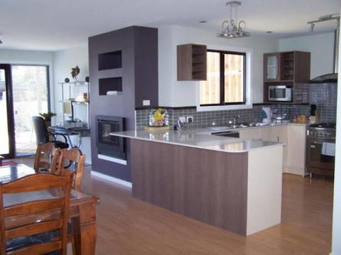 Oakley Place Townhouse - Taree Accommodation 0