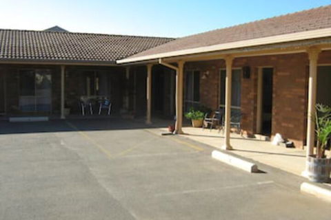 Highway Inn Motel - Taree Accommodation 1