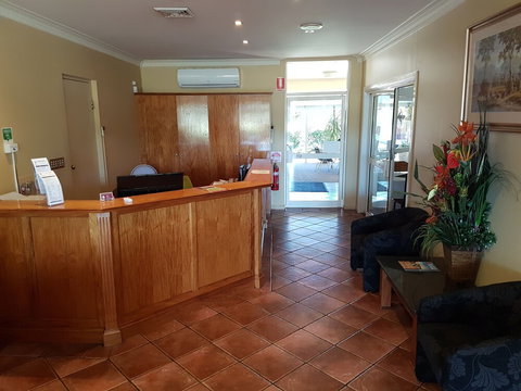 Emerald Explorers Inn - Taree Accommodation 5