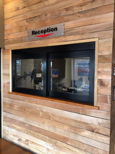 Formby Hotel - Taree Accommodation 1