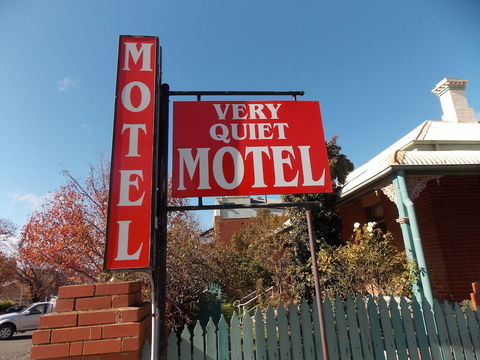 Cowra Crest Motel - Taree Accommodation 0