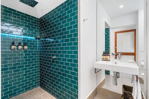 A Perfect Stay - 4 James Cook Apartments - Taree Accommodation 4