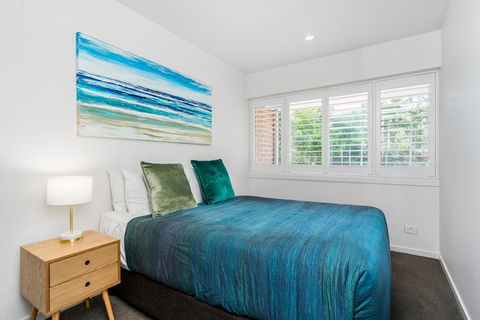 A Perfect Stay - 4 James Cook Apartments - Taree Accommodation 5