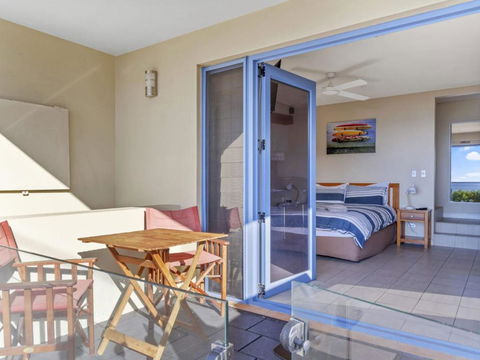 Aqua Shores Studio - Taree Accommodation 6