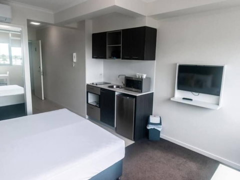 Airtrip Apartments On River Street - Taree Accommodation 2