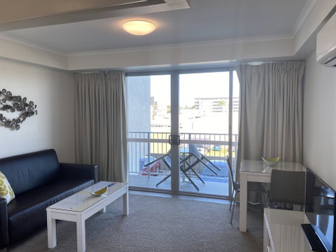 Airtrip Apartments On River Street - Taree Accommodation 4