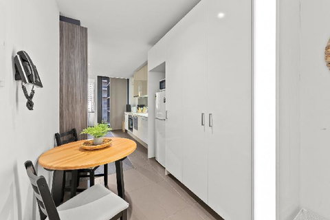 A Stylish & Comfy CBD Studio Near Southern Cross - Taree Accommodation 4