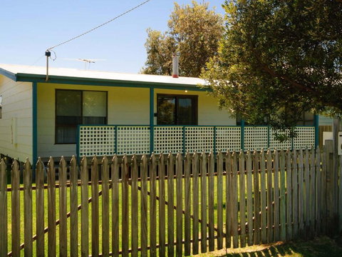 Doms Place - Taree Accommodation 6