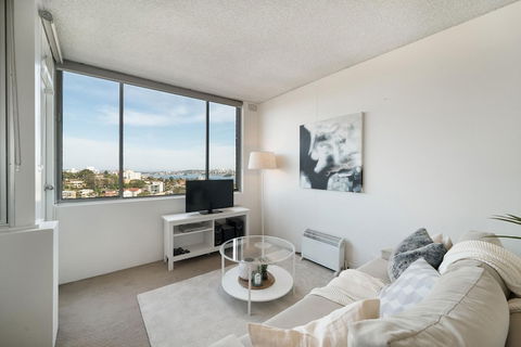 Bright And Sunny Studio Apartment - Taree Accommodation 2