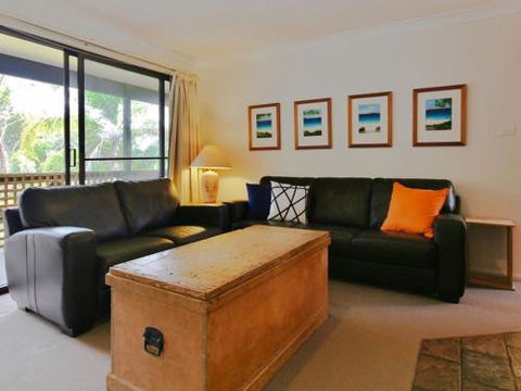 Take Time At Hyams Beach 4pm Check Out Sundays - Taree Accommodation 4