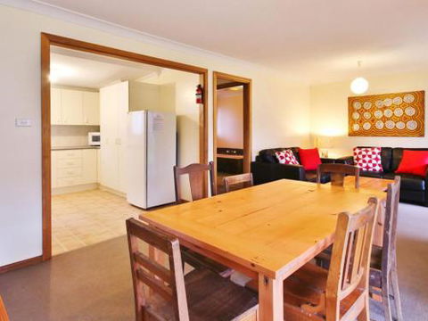 Take Time At Hyams Beach 4pm Check Out Sundays - Taree Accommodation 5
