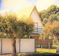 Seagrass Chalet - Taree Accommodation