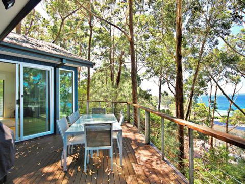 Aqua Pure At Hyams Beach 4pm Check Out Sundays - Taree Accommodation 5