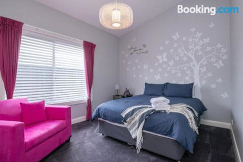 Wentworth Estate 5 Bedroom Luxury Home Sleeps 12 - Taree Accommodation 6