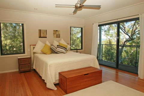 Berringar - Taree Accommodation 6