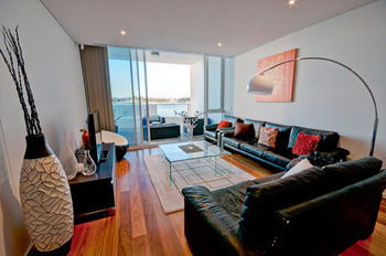 Mandurah Private Collection - Taree Accommodation 4