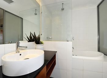 Mandurah Private Collection - Taree Accommodation 1