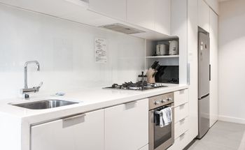 Zenith Melbourne Central - Taree Accommodation 7