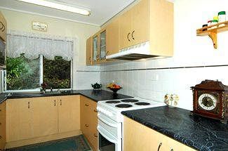 Ambience Holiday Apartments - Taree Accommodation 4