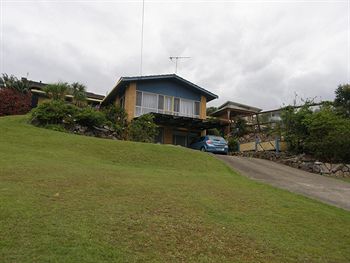 Ambience Holiday Apartments - Taree Accommodation 2