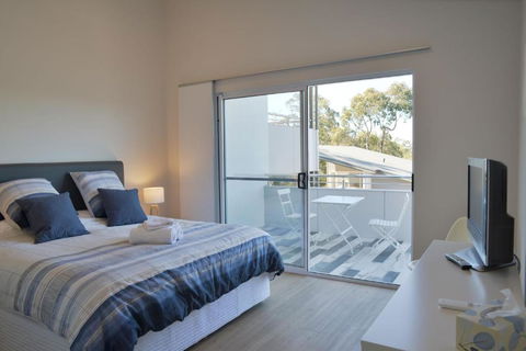 The Villa Dunsborough - Taree Accommodation 3