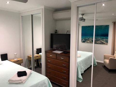 Beach & Bay Holiday House - Taree Accommodation 6