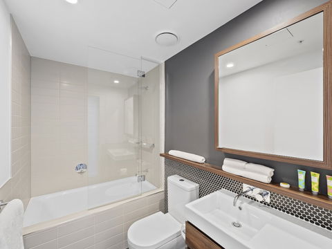 Lucid Living Brisbane - Taree Accommodation 4