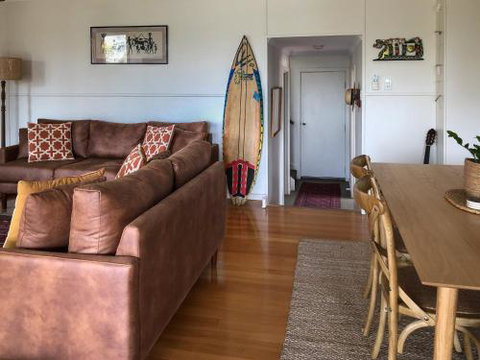 Samphire Beach House - Taree Accommodation 1