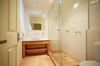 Whitehall Guesthouse Sorrento - Taree Accommodation 6