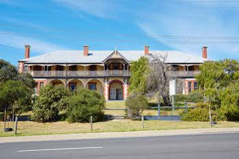 Whitehall Guesthouse Sorrento - Taree Accommodation 0
