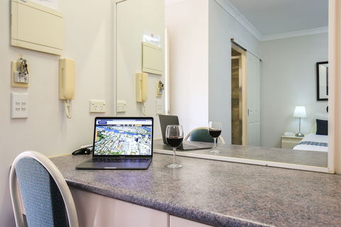 Toowong Central Motel Apartments - Taree Accommodation 4