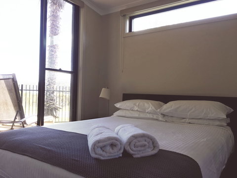 Anchorage Apartments Bermagui - Taree Accommodation 6
