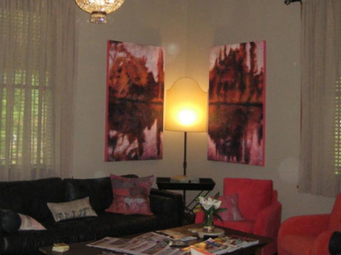 Finches Of Beechworth - Taree Accommodation 6