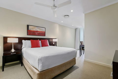 Oaks Hervey Bay Resort And Spa - Taree Accommodation 1