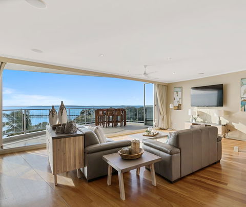 Oaks Hervey Bay Resort And Spa - Taree Accommodation 4