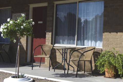 Camellia Motel - Taree Accommodation 2